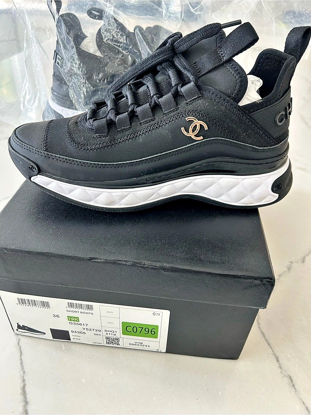Black Sneakers